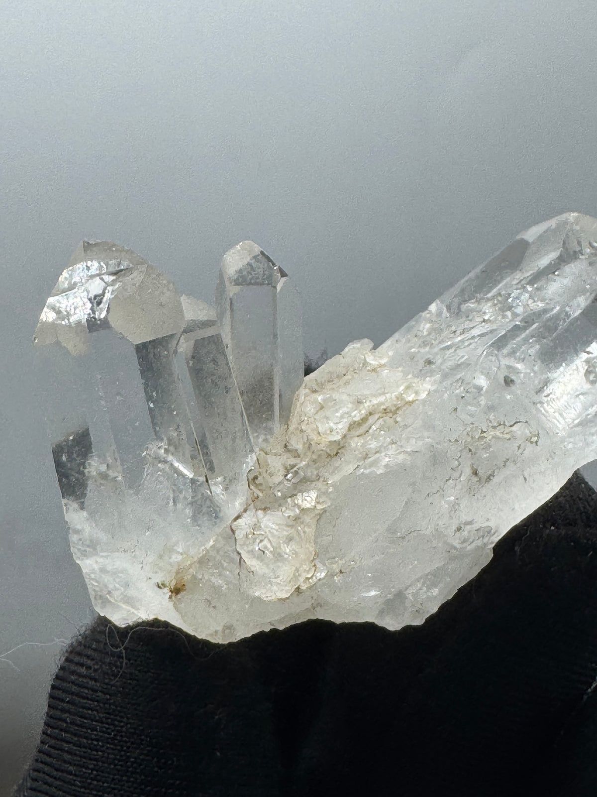 Quartz Specimen - 27g