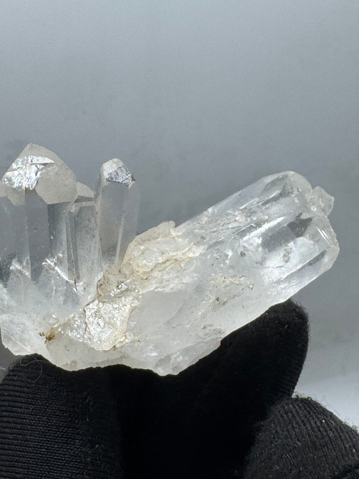 Quartz Specimen - 27g