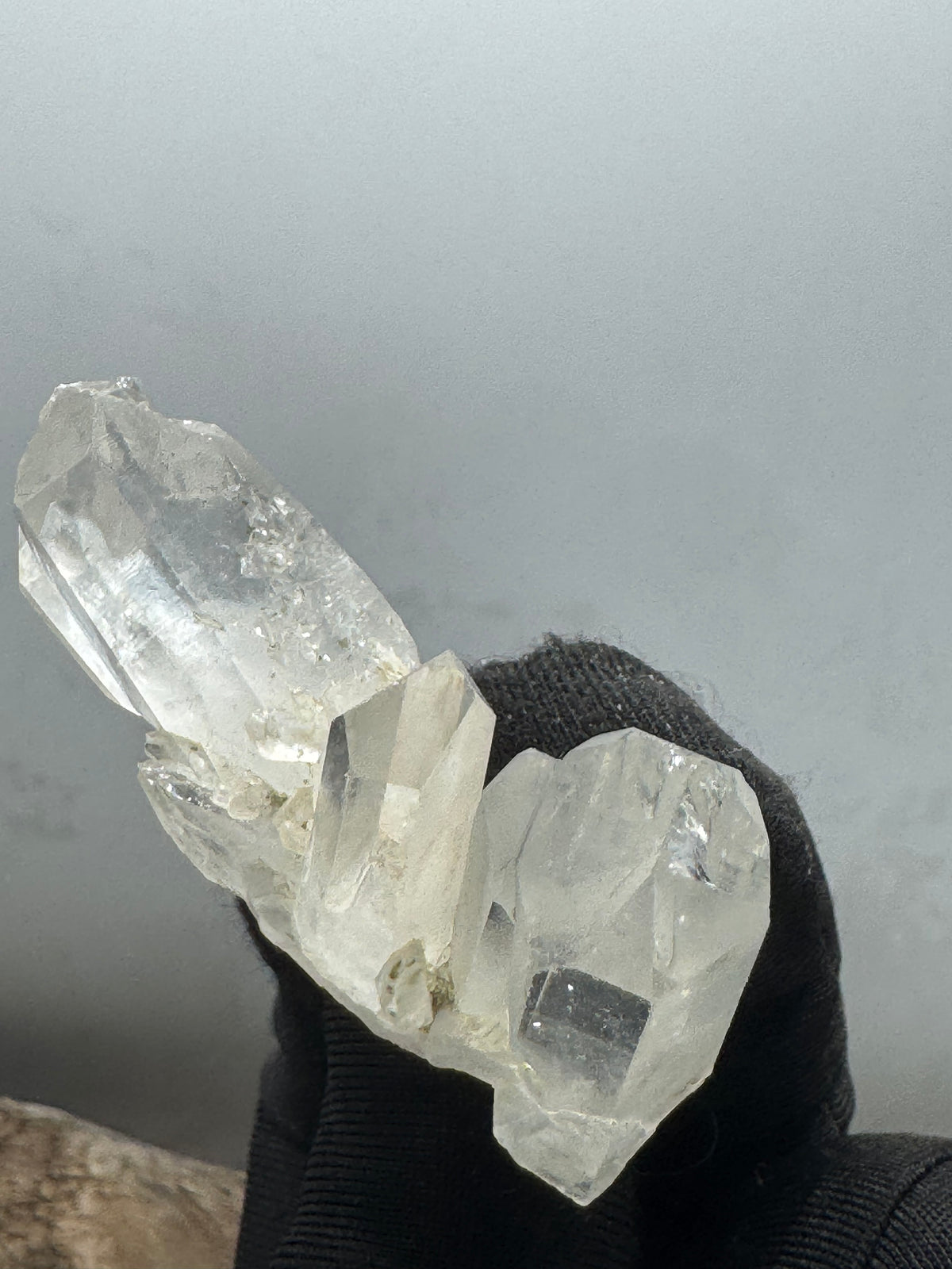 Quartz Specimen - 27g