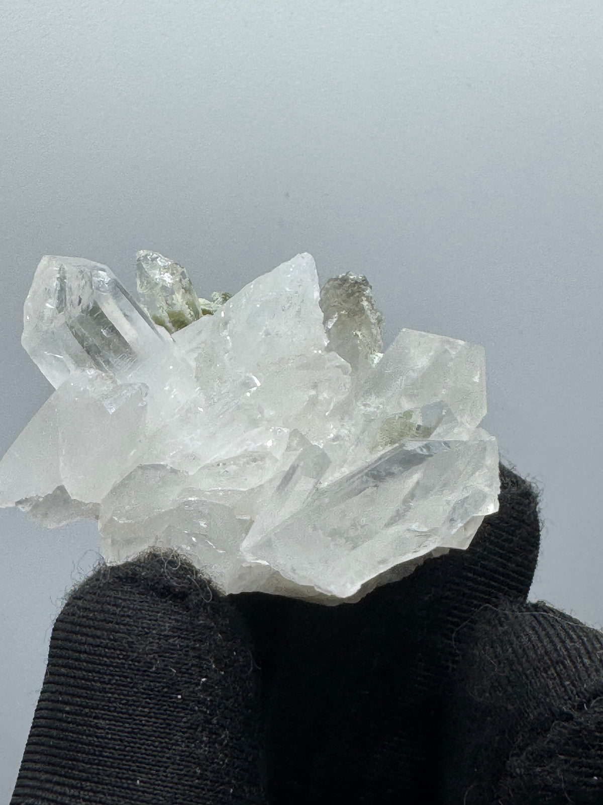 Quartz Specimen - 32g