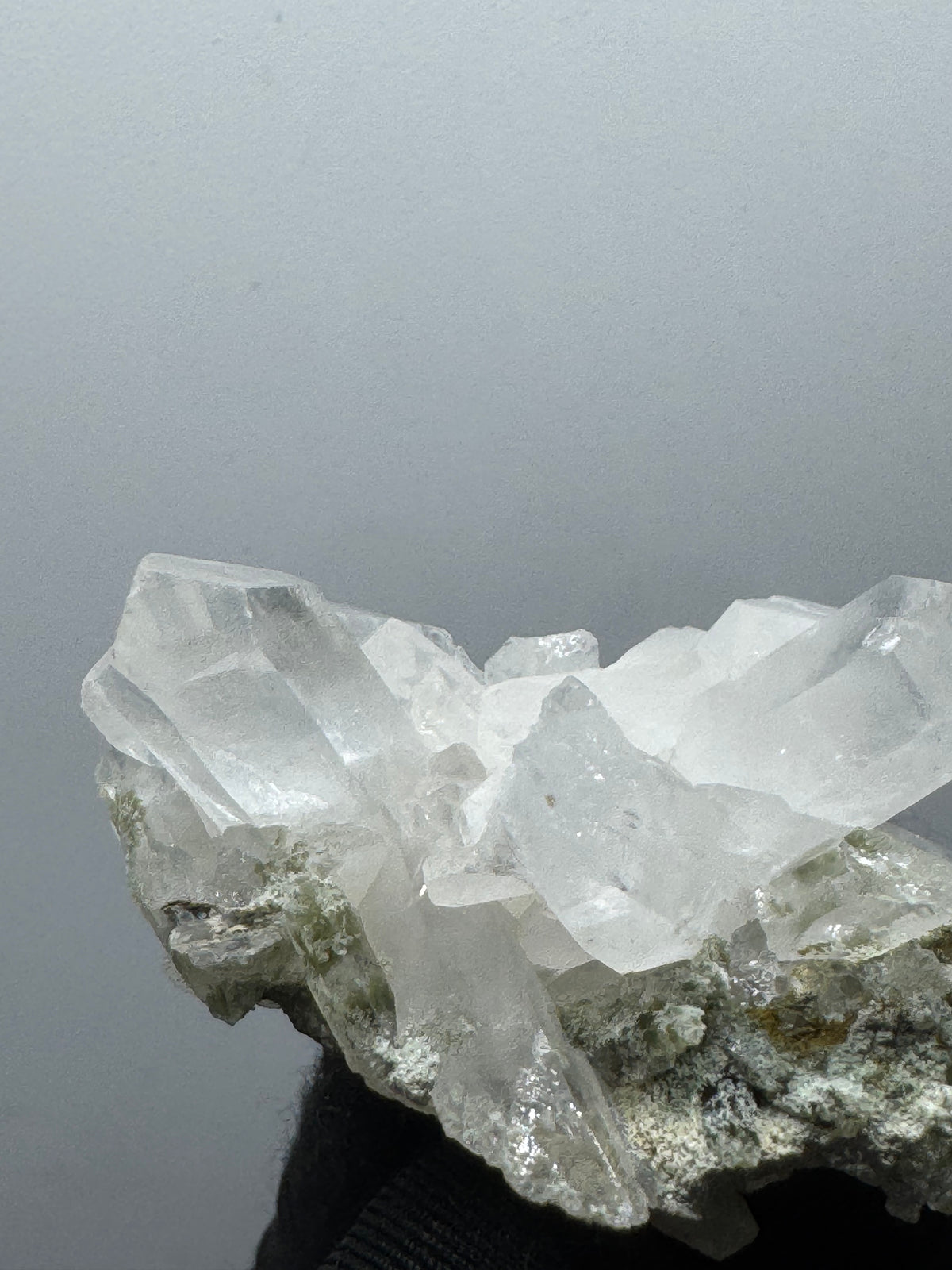 Quartz Specimen - 32g