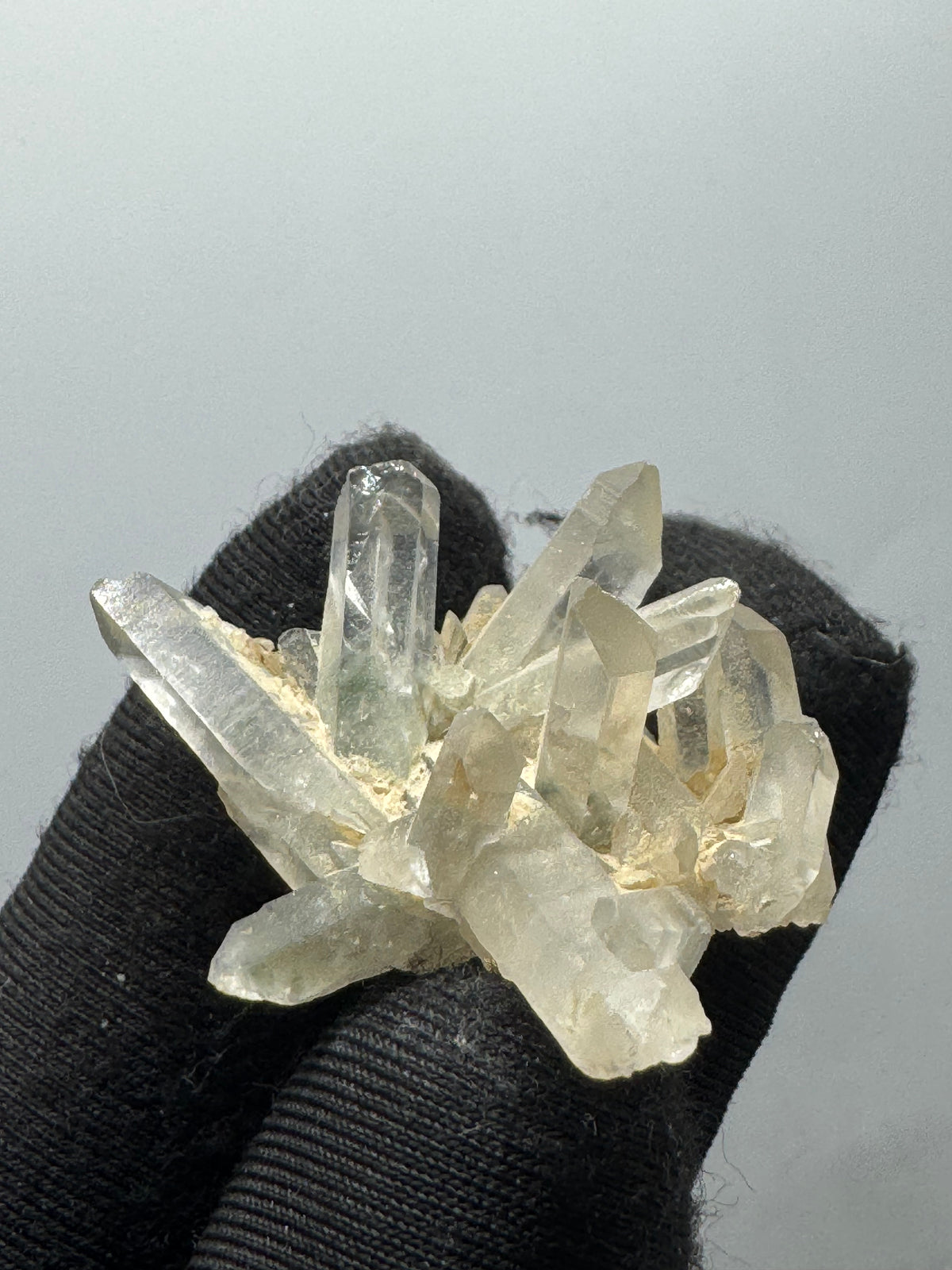 Quartz Specimen - 9g
