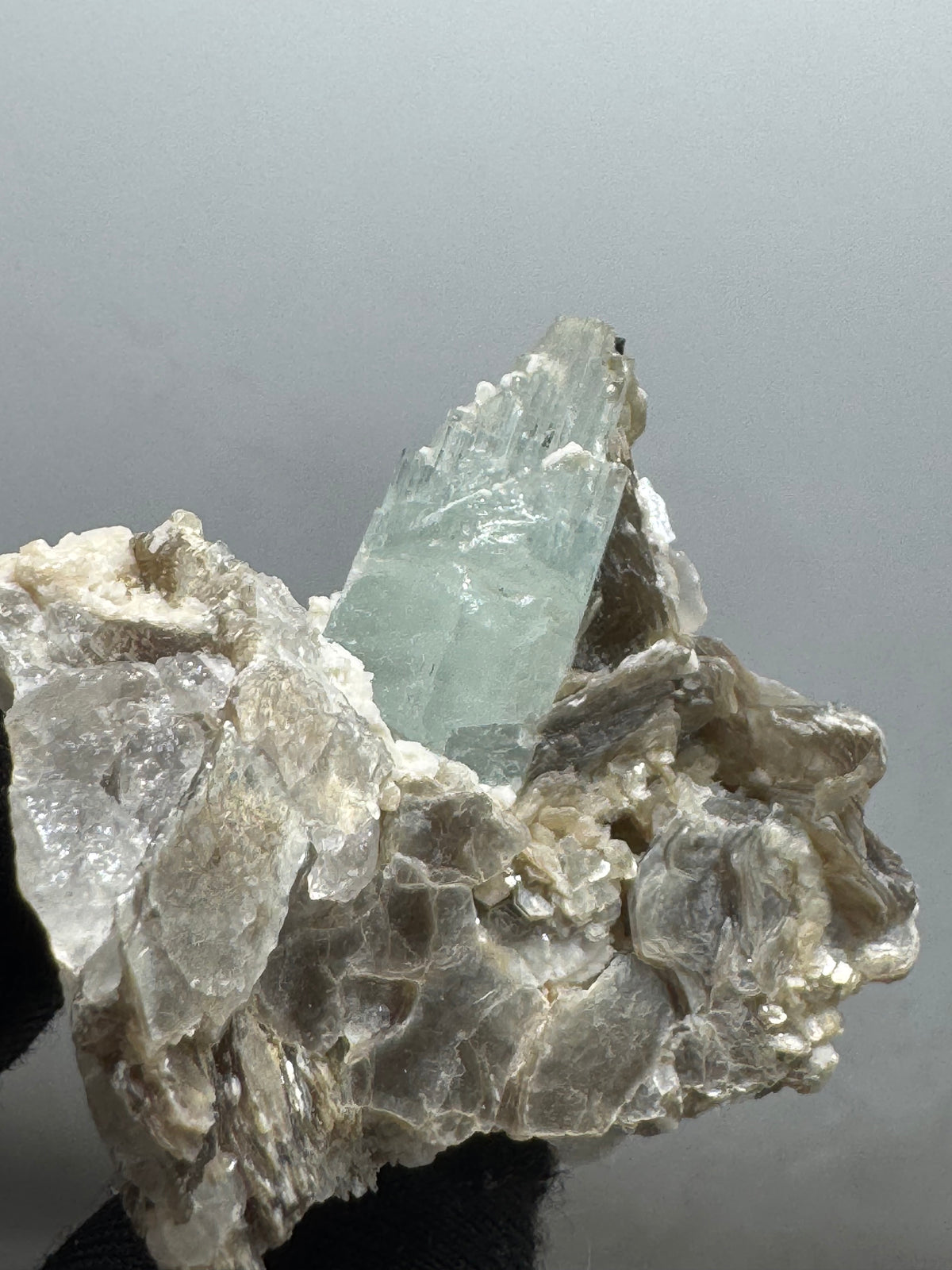 Aquamarine Specimen - 39g
