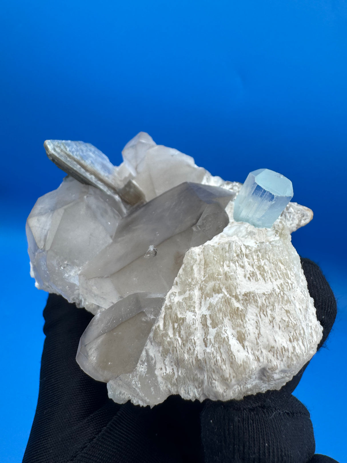 Aquamarine Specimen - 270g