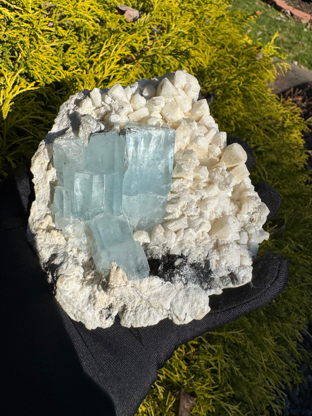 Aquamarine Specimen - 611g