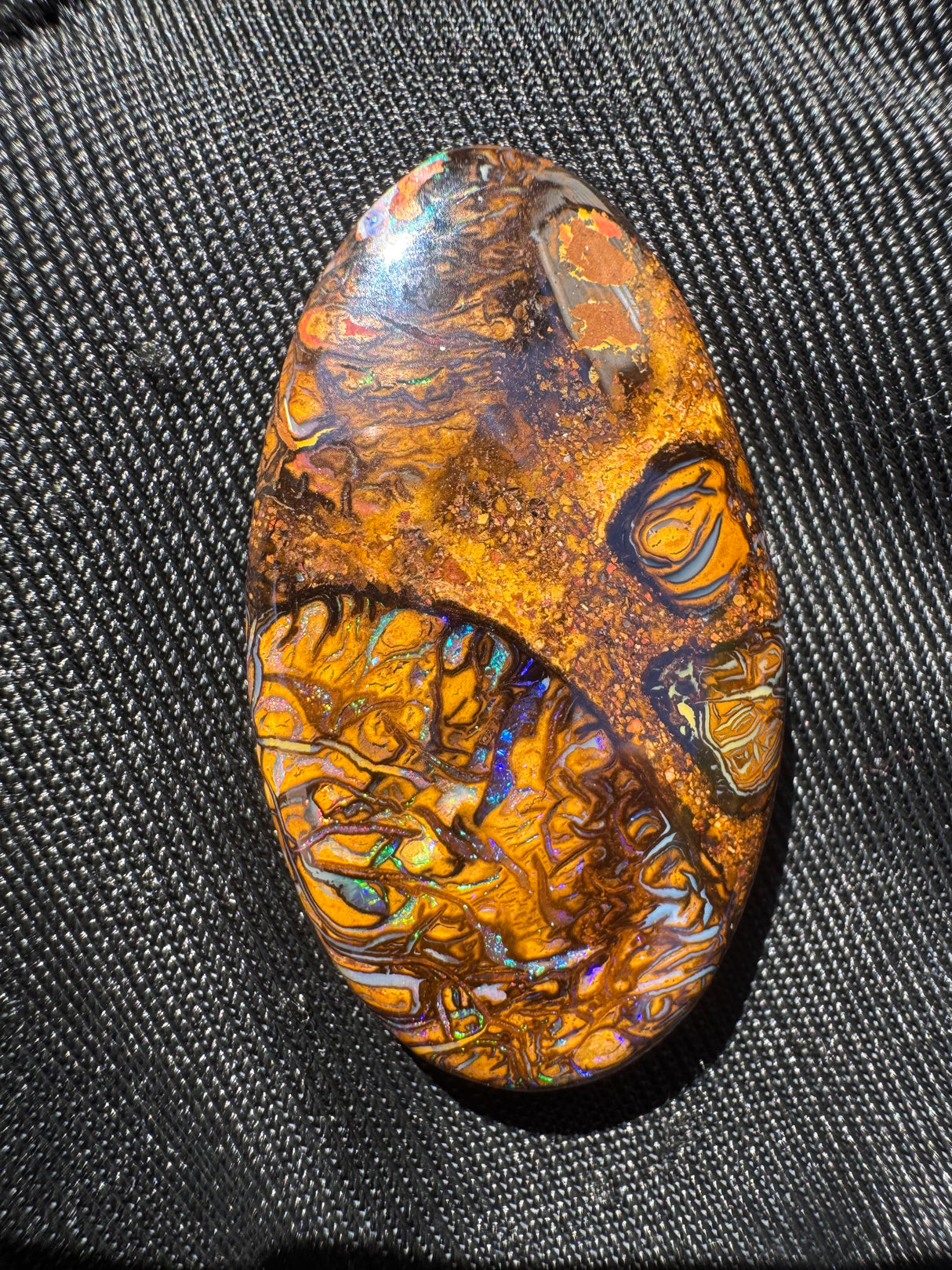 Australia Opal - 32ct