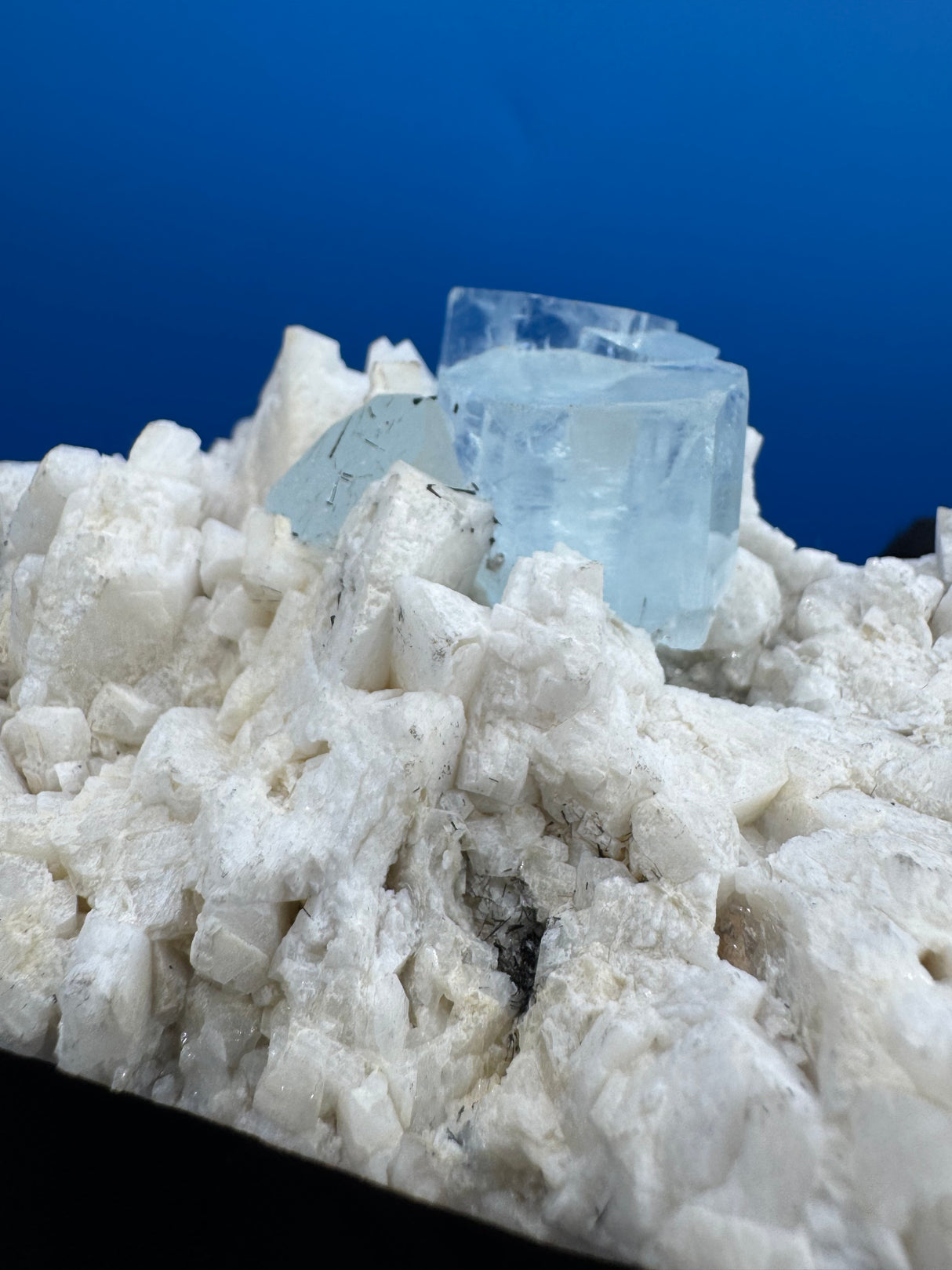Aquamarine Specimen - 253g