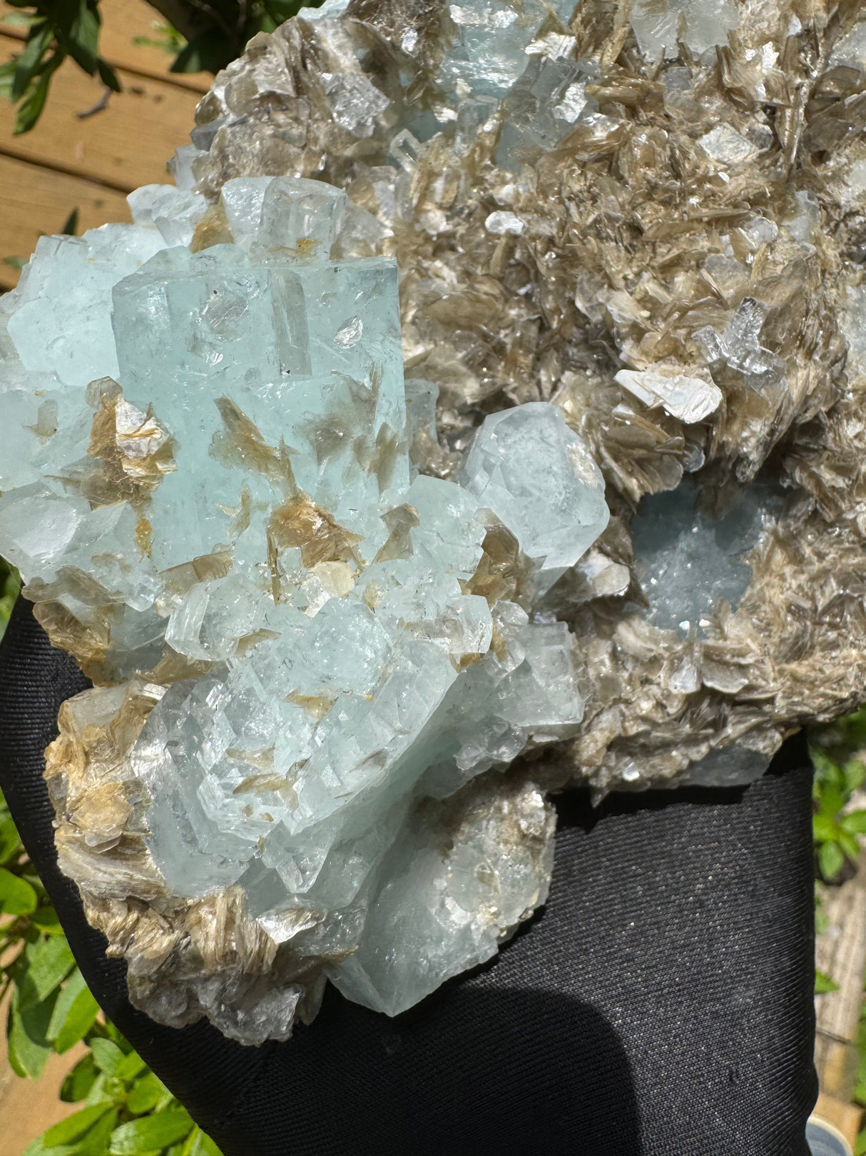 Aquamarine Specimen - 1389g