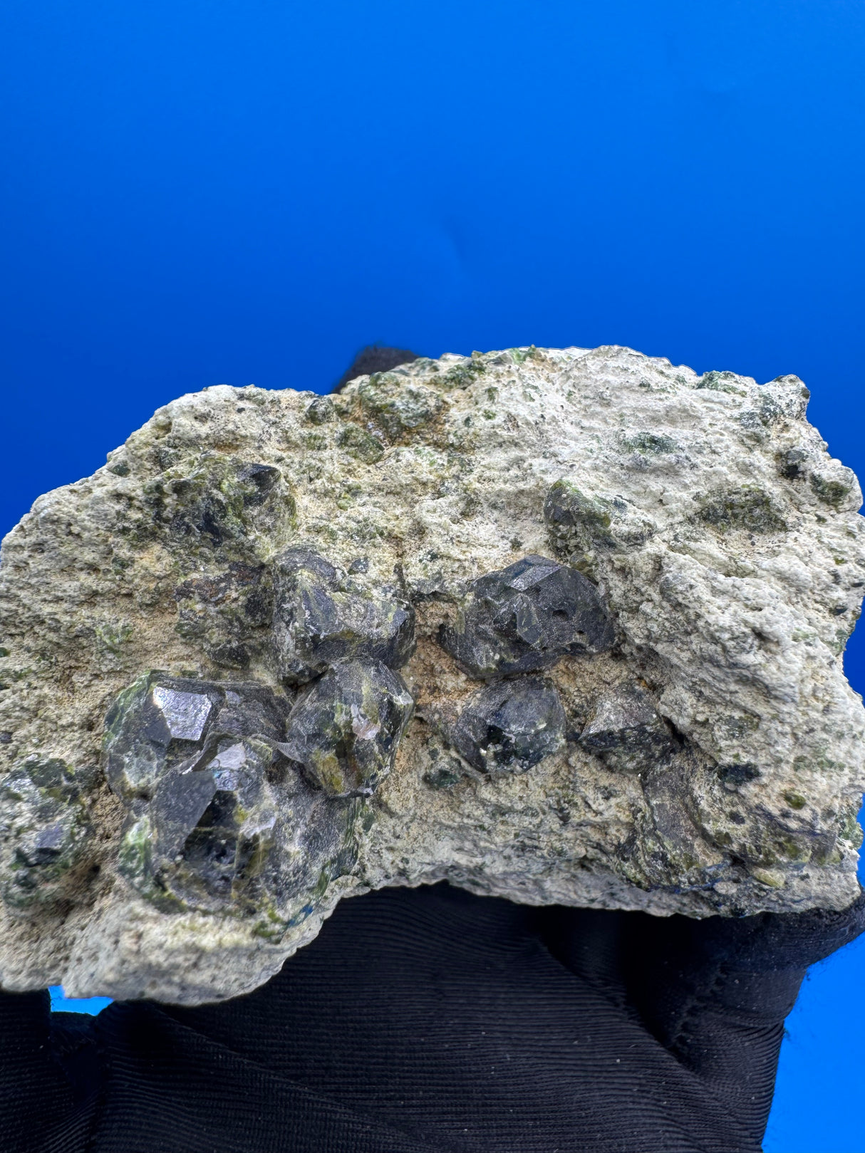 Garnet Specimen - 261g