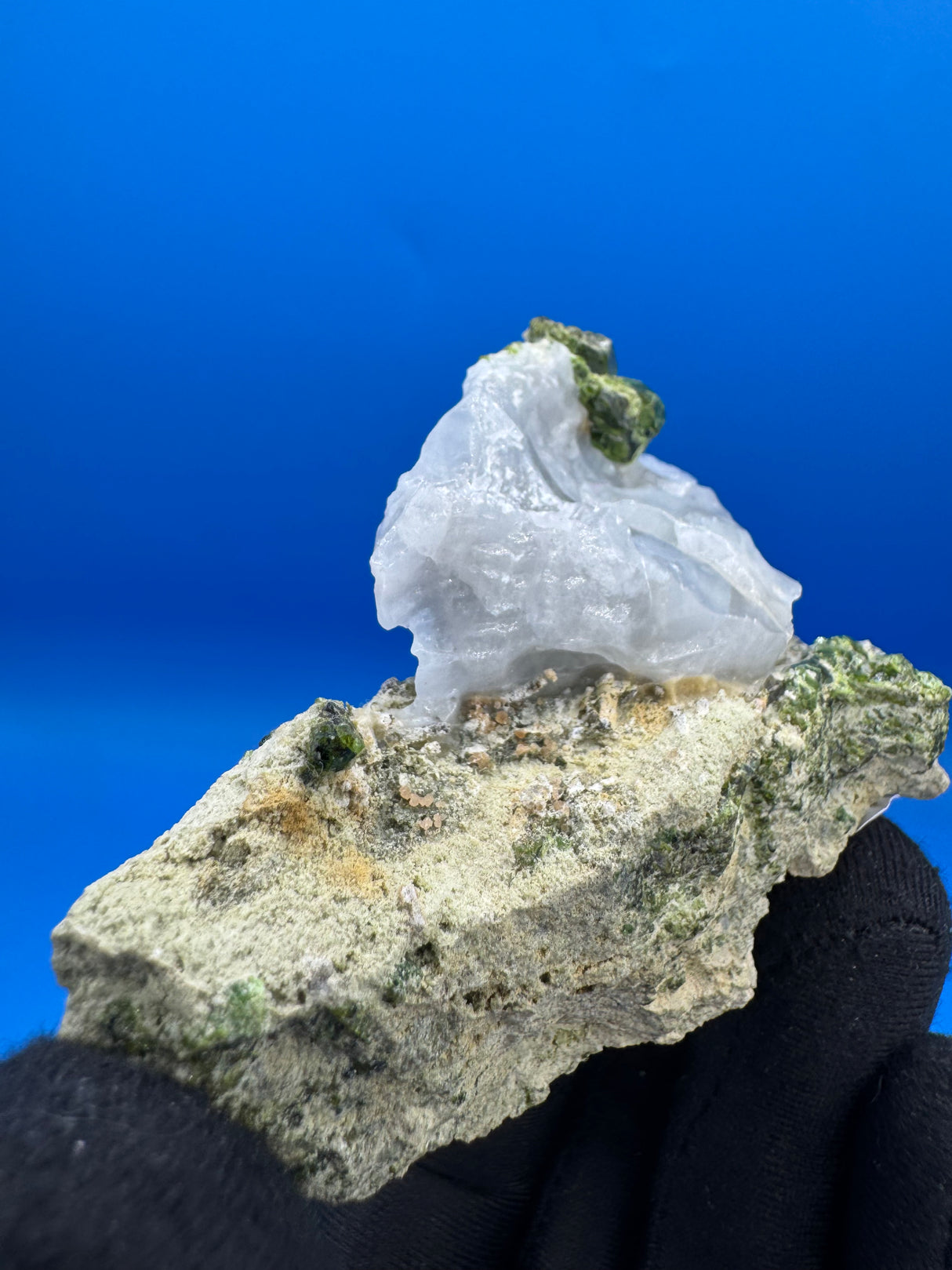 Green Garnet Specimen - 75g