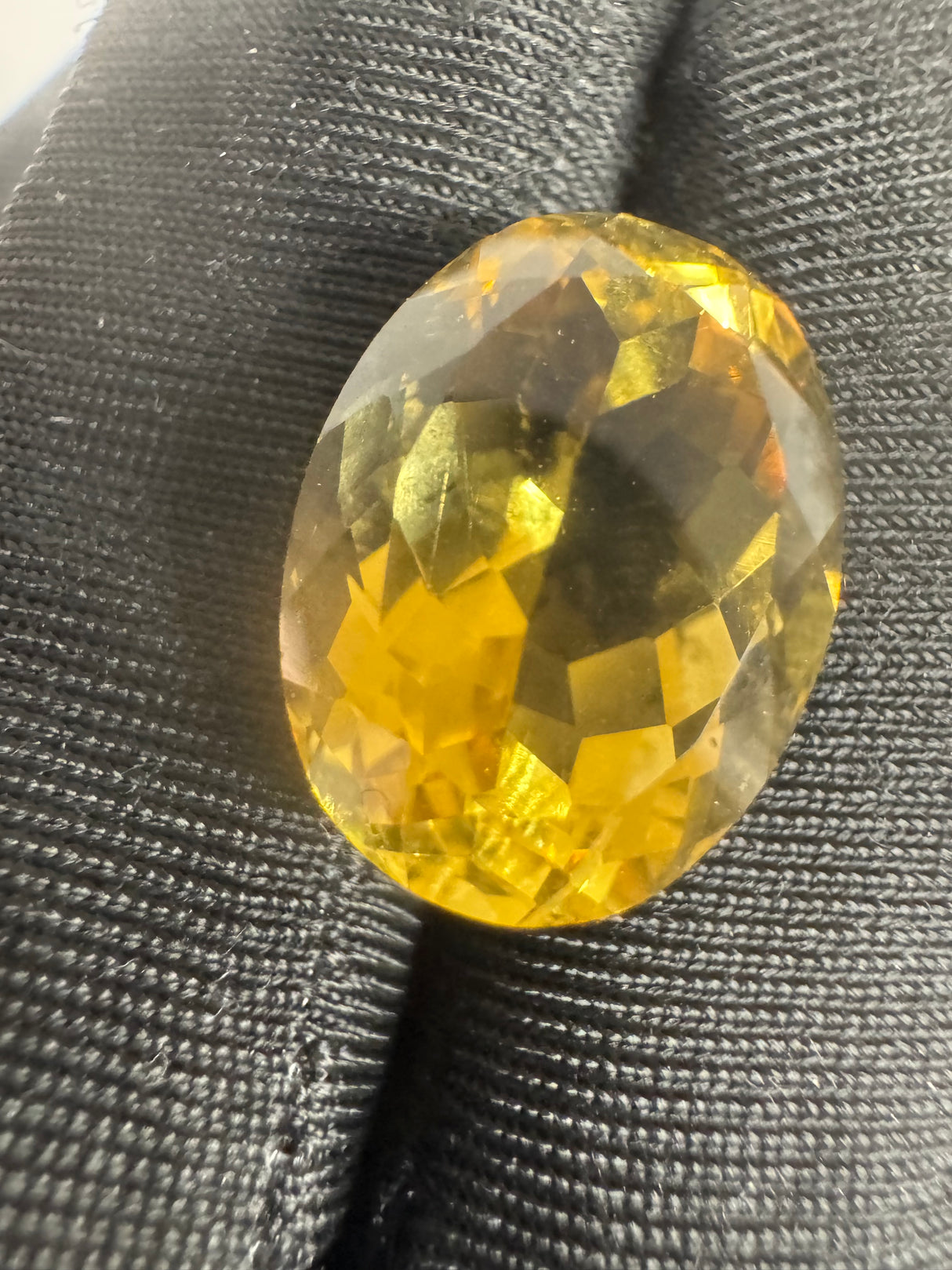 Lemon Quartz - 10.64ct