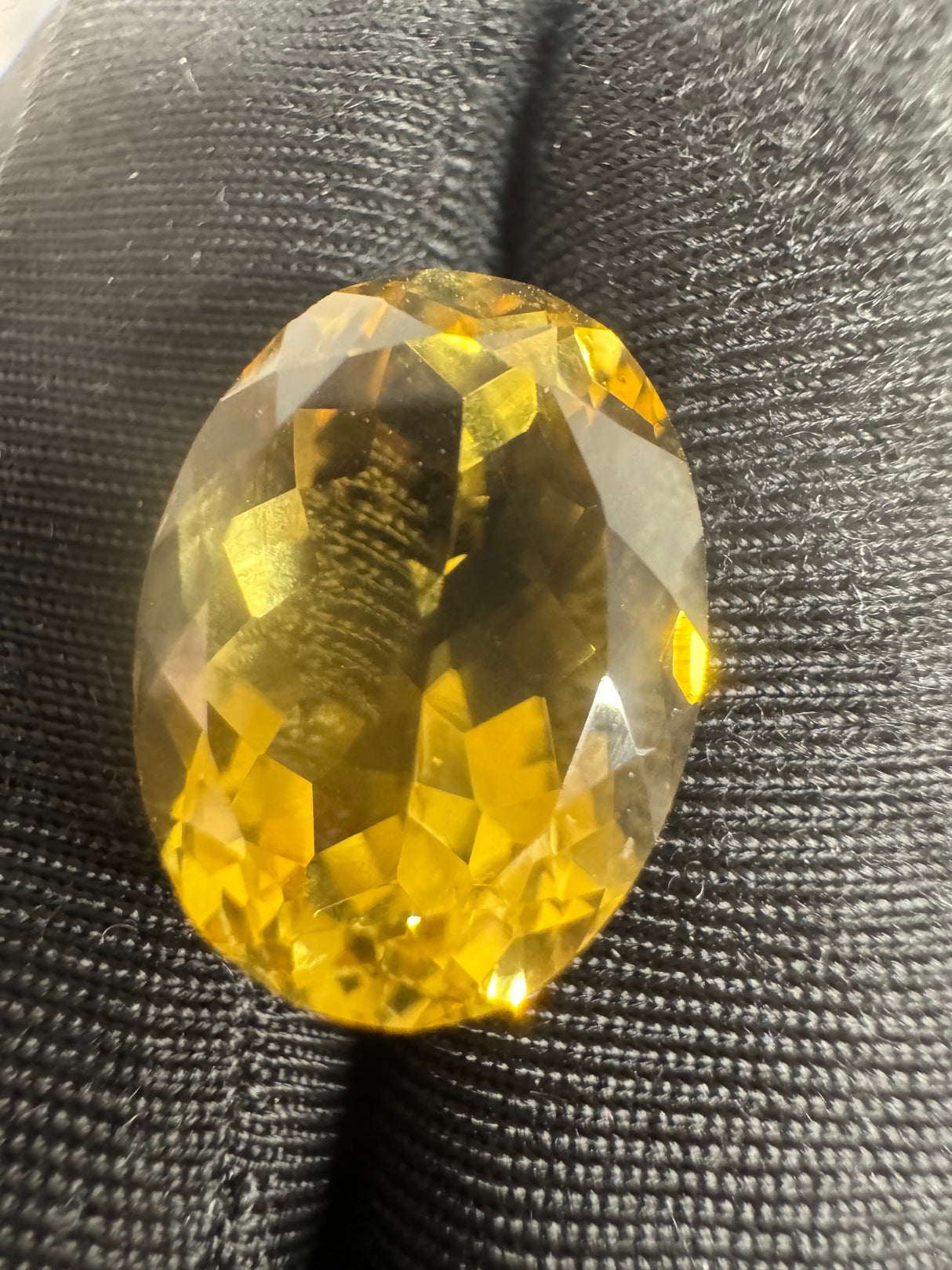 Lemon Quartz - 10.64ct