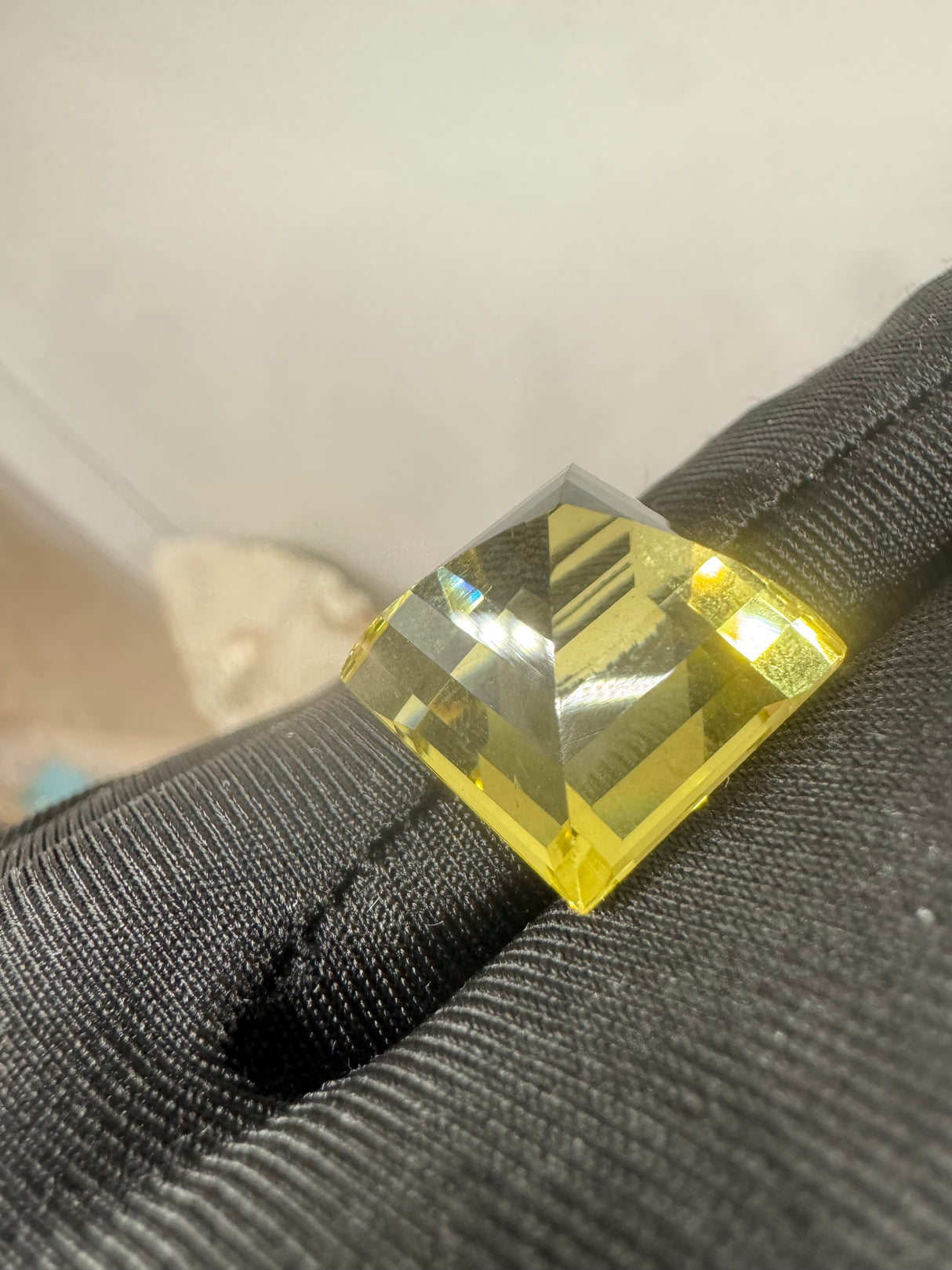 Lemon Quartz - 18.23ct