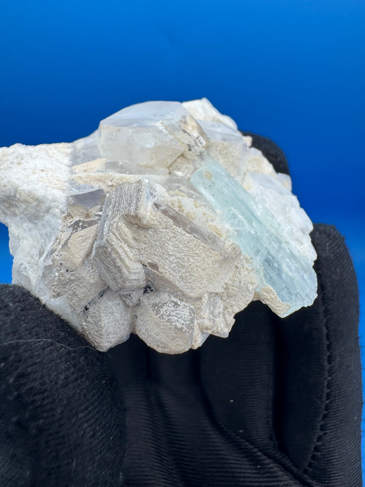Aquamarine Specimen - 73g