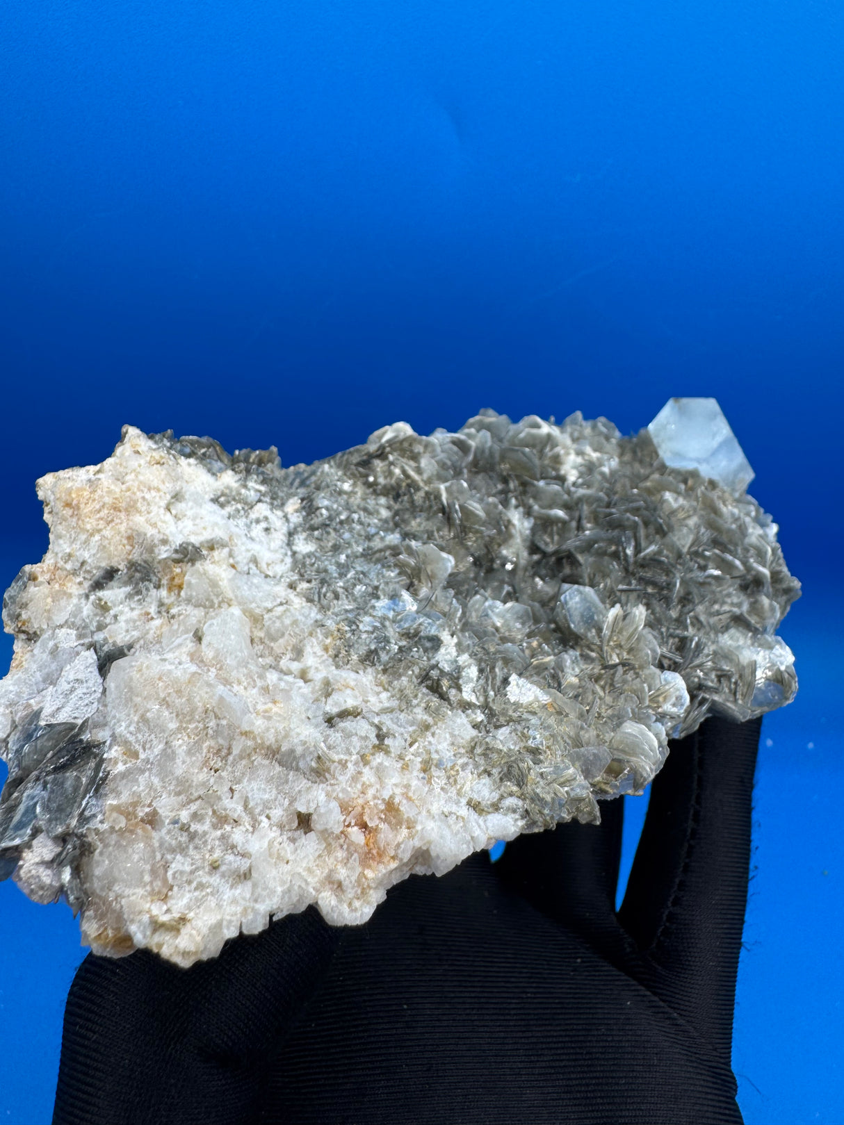 Aquamarine Specimen - 558g