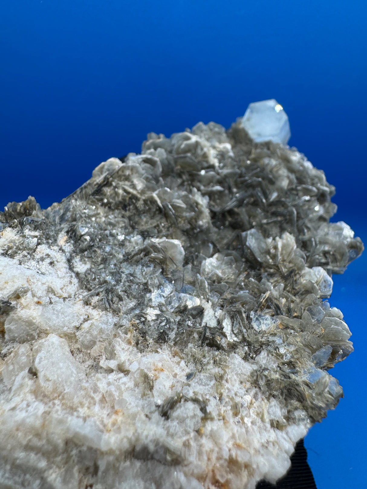 Aquamarine Specimen - 558g