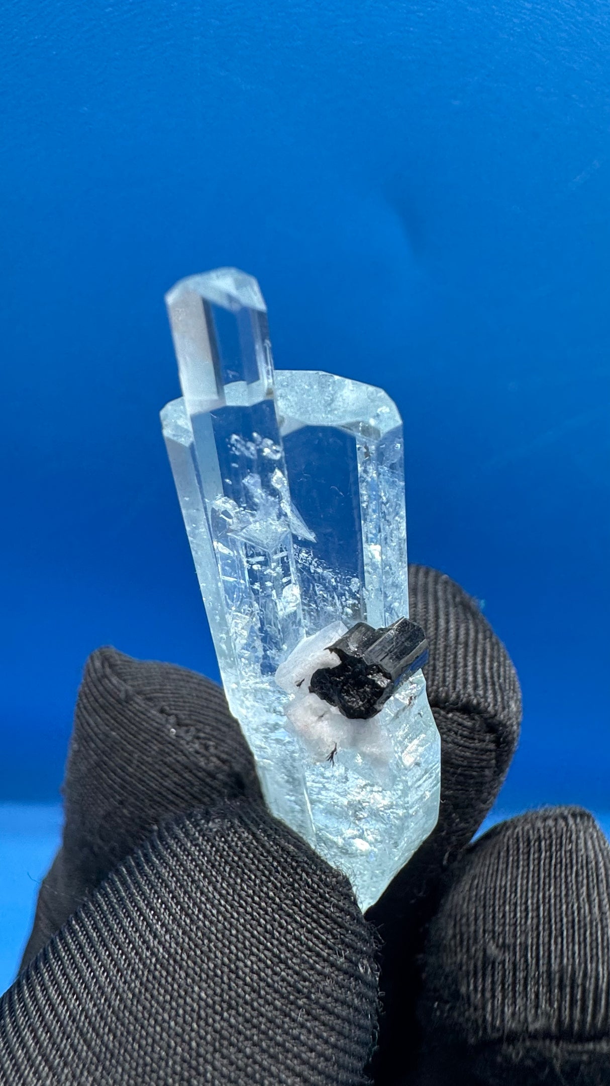 Aquamarine Crystal - 8.222g