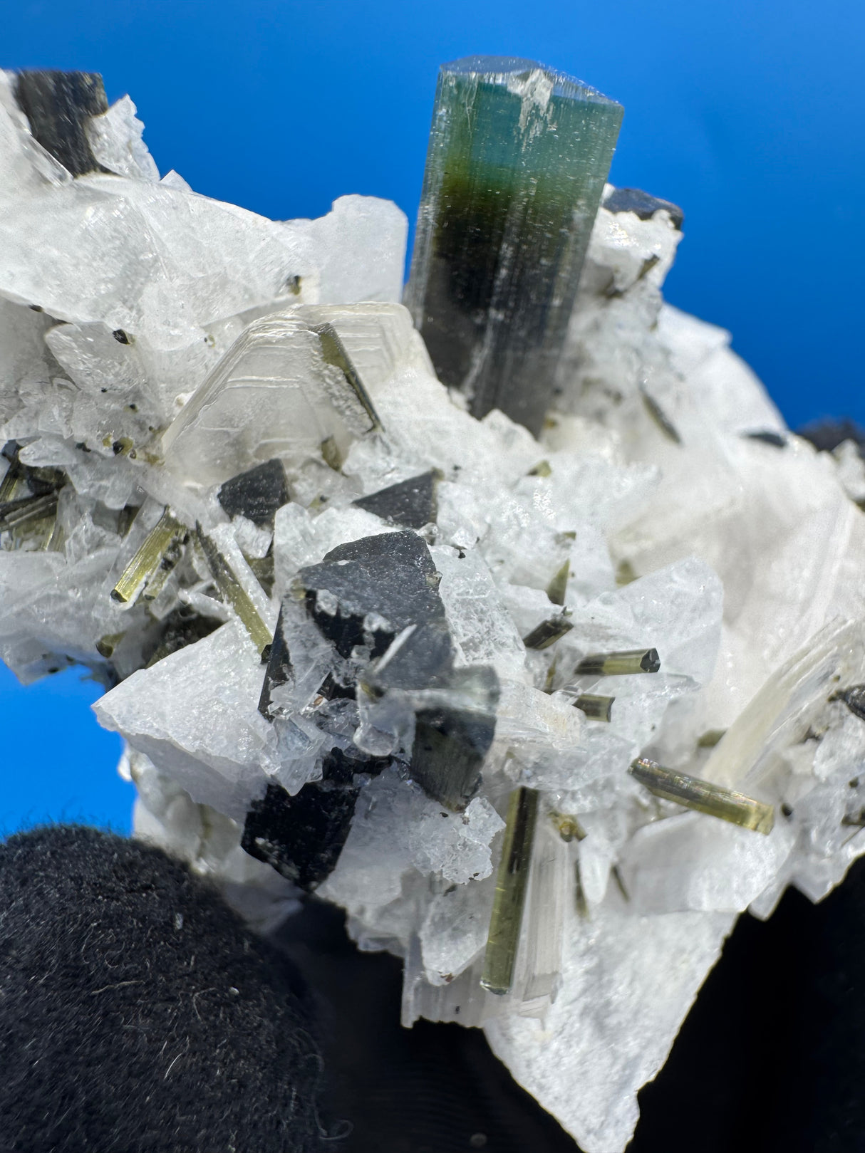 Green Tourmaline Specimen - 71g