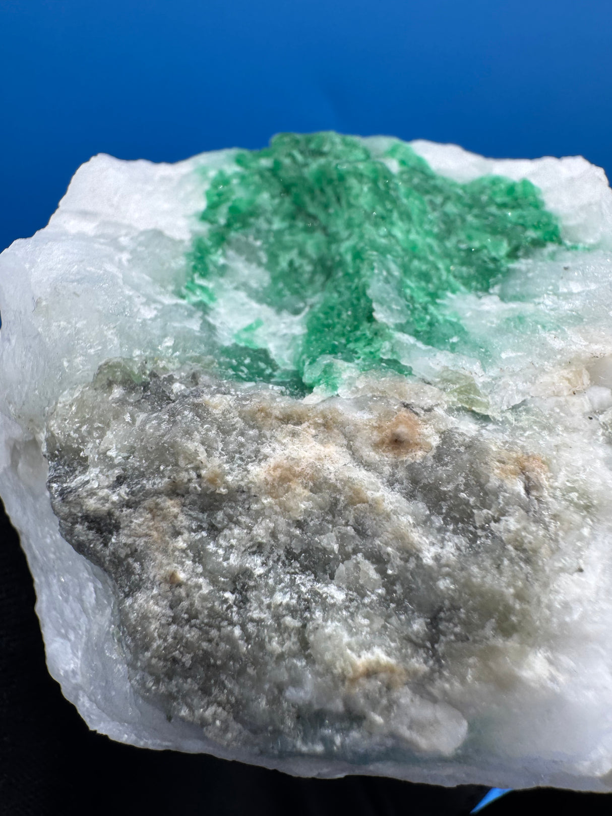 Emerald Specimen - 502g