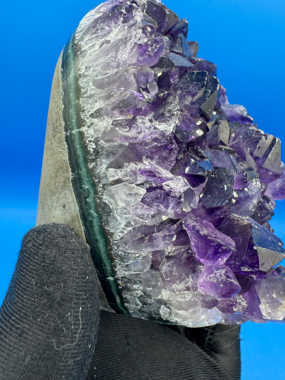 Amethysy Geode - 452g