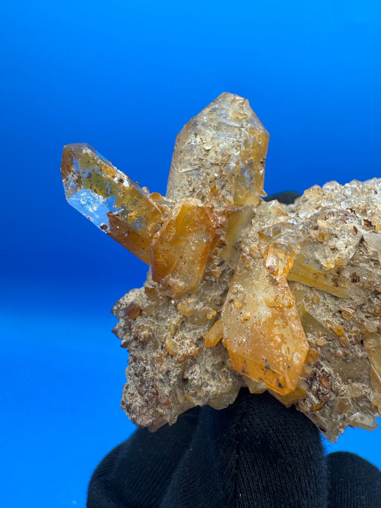 Quartz Specimen - 81g