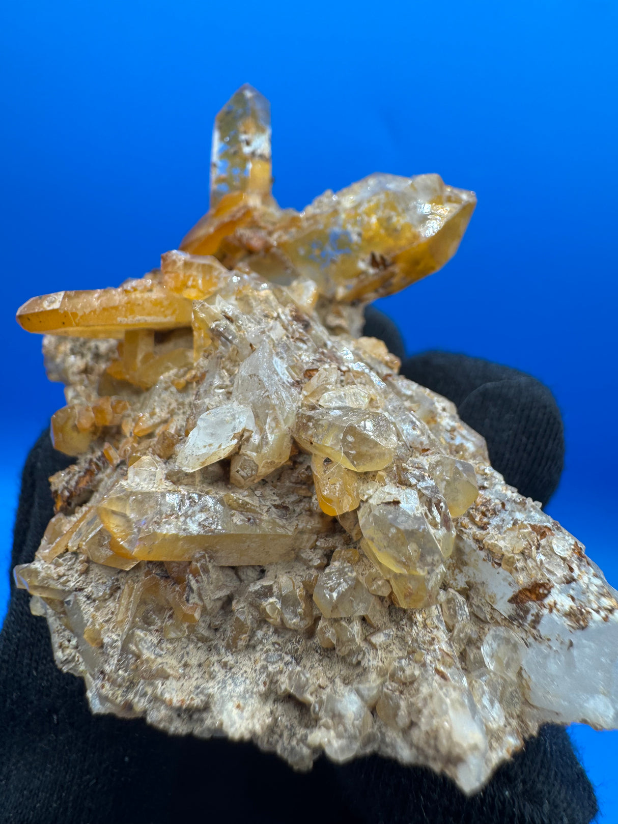 Quartz Specimen - 81g