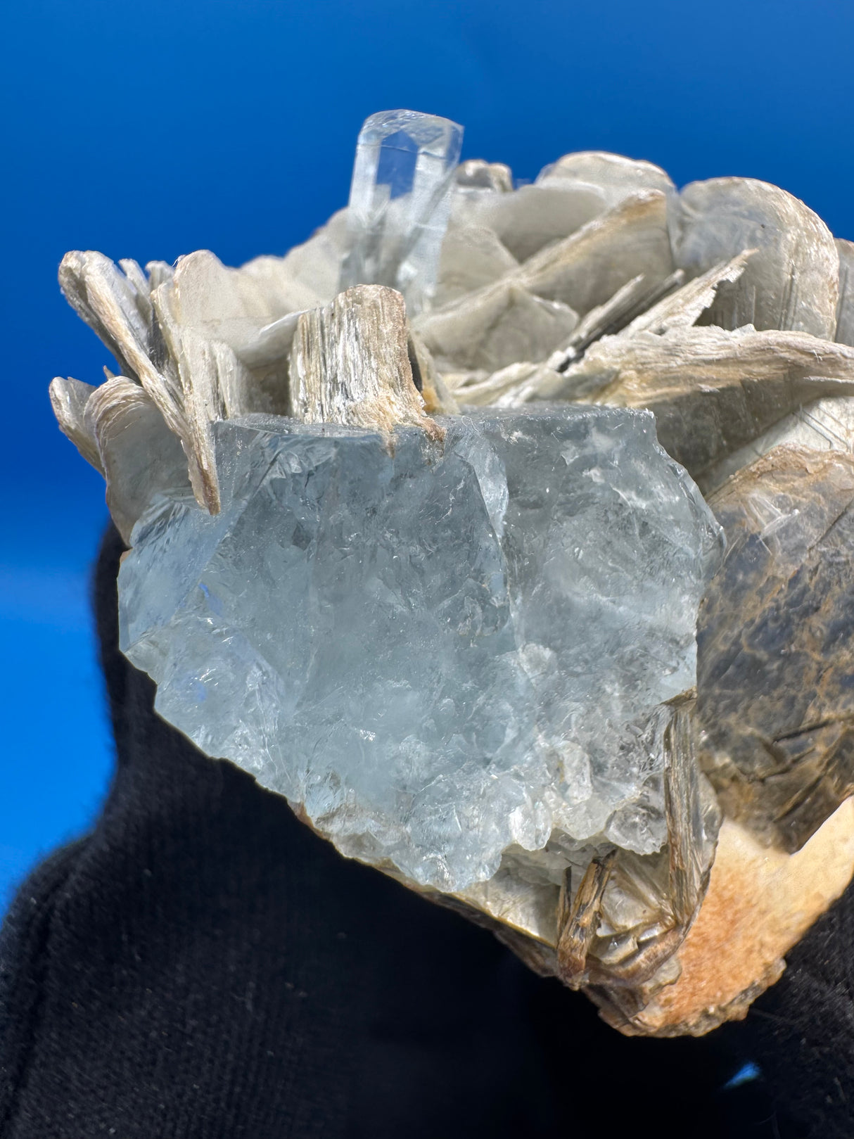 Aquamarine Specimen - 71g