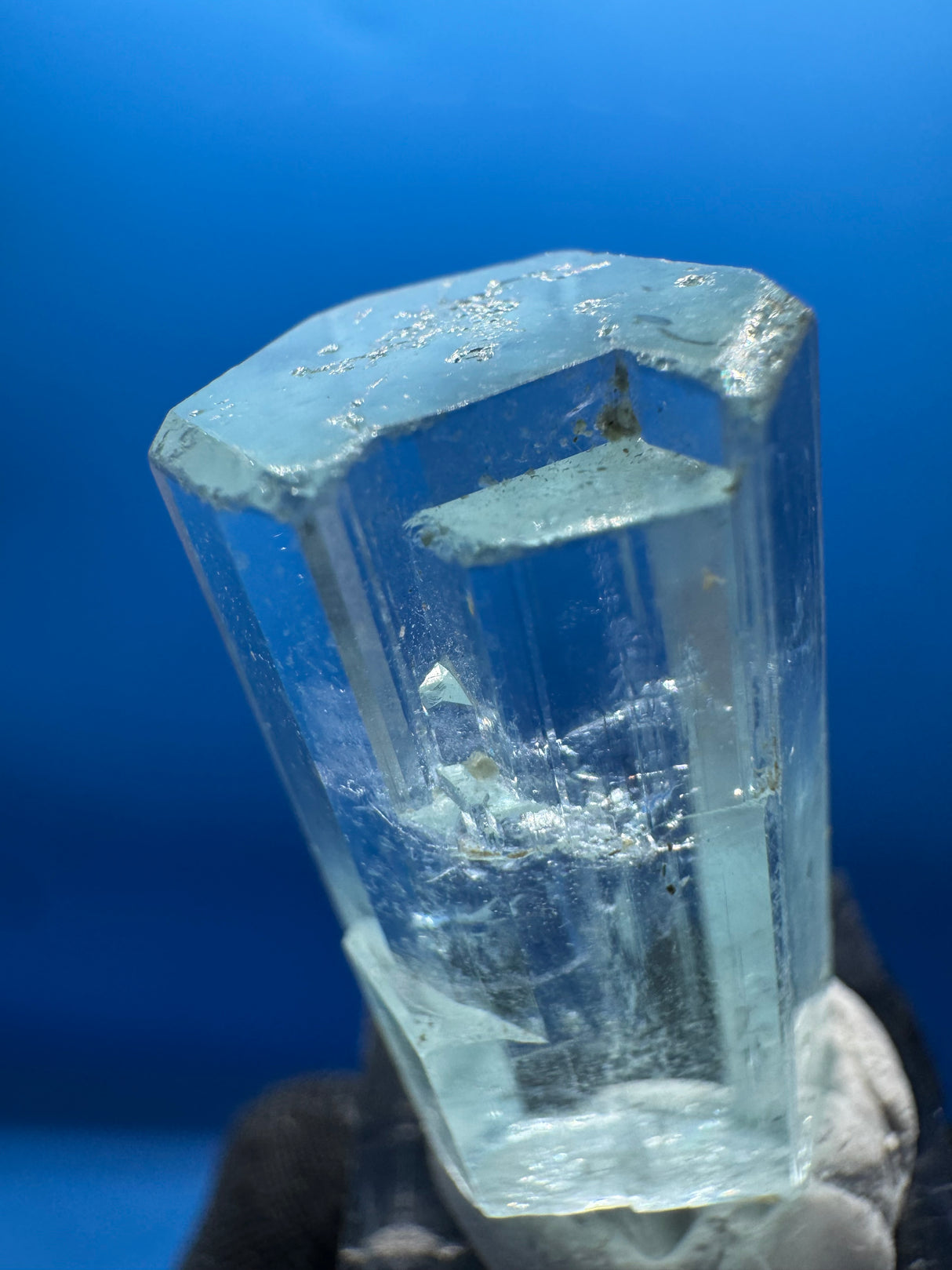 Aquamarine Crystal - 10.262g