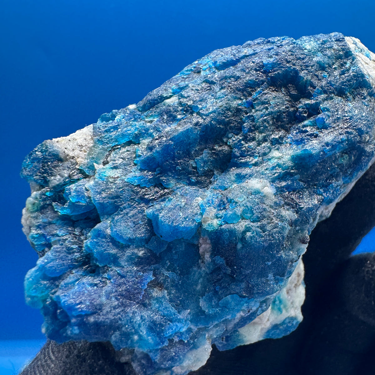 Sodalite Specimen - 136g – Nicks Minerals