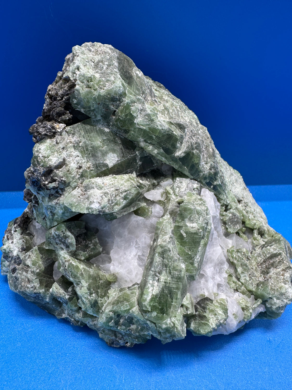 Green Diopside Specimen – 1418g
