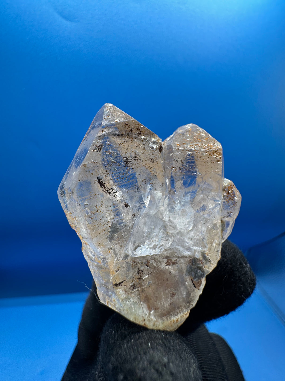 Quartz Crystal Specimen - 61g