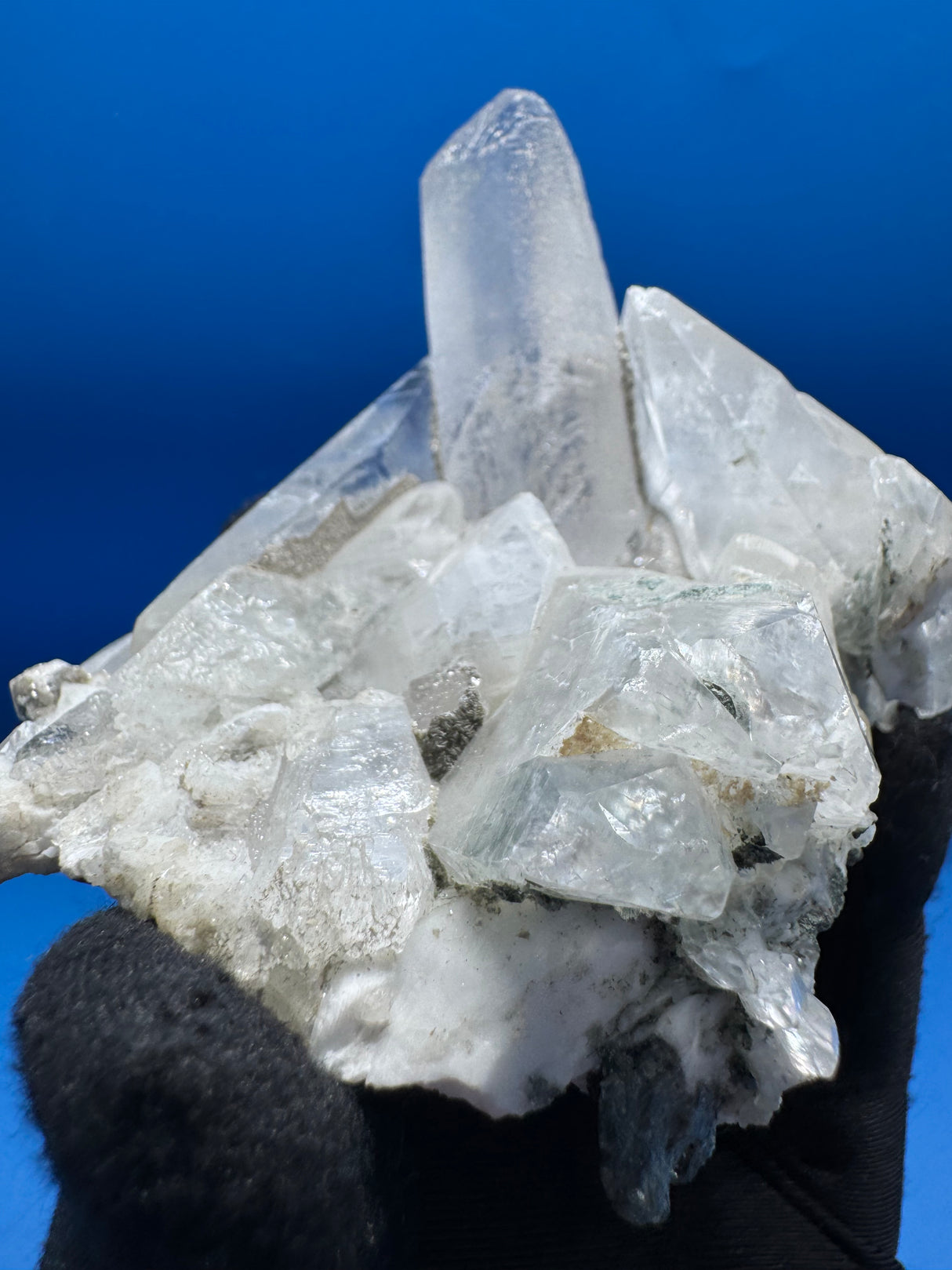 Quartz Specimen - 216g