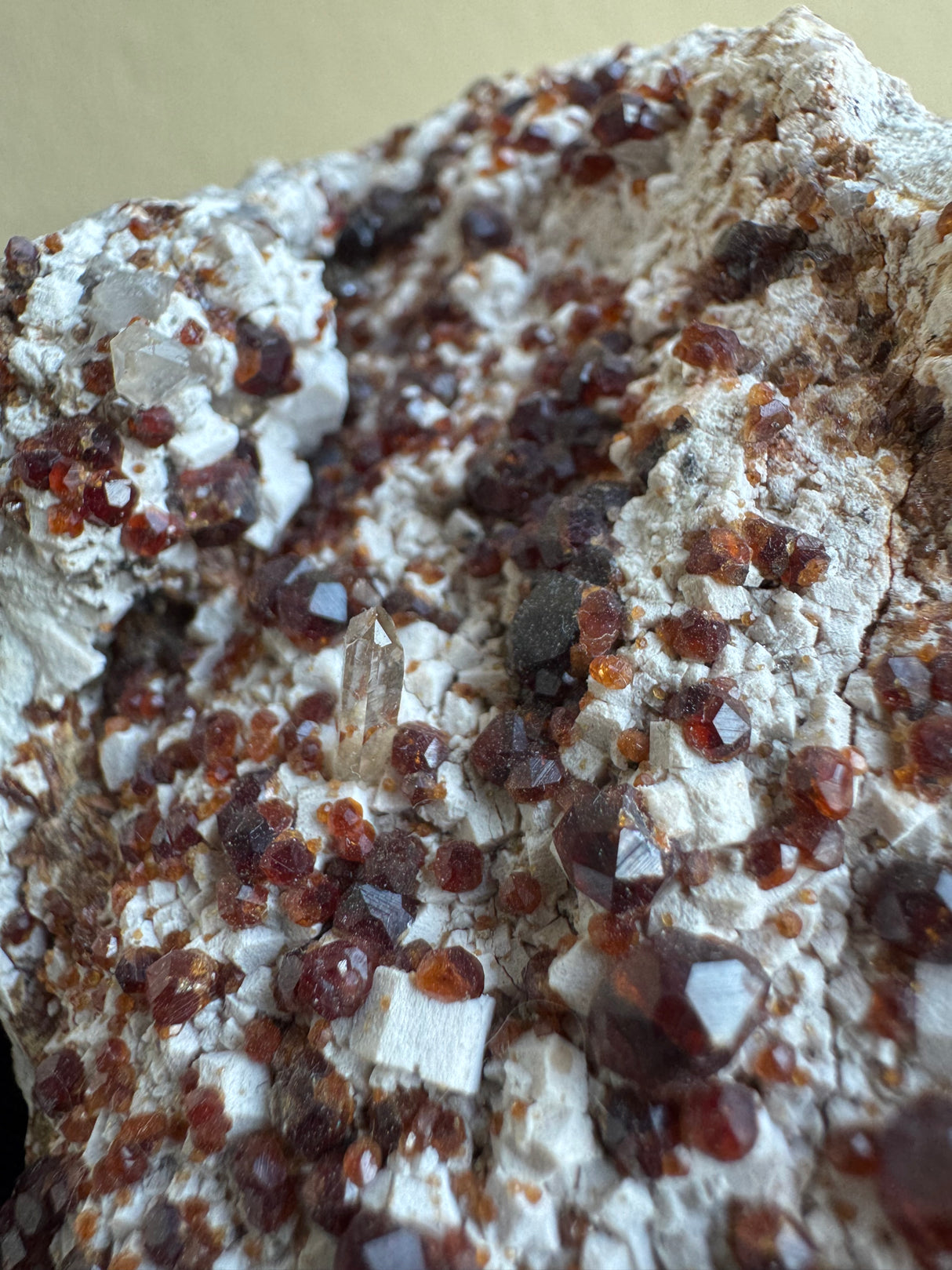 Garnet Spcecmin - 209g