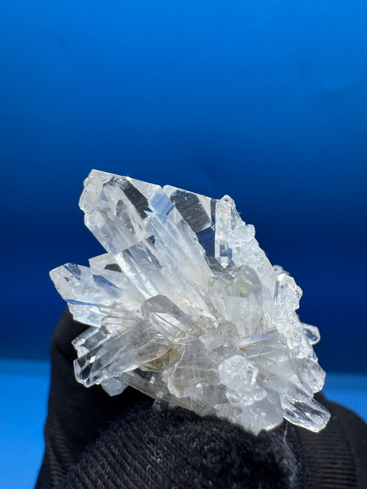 Quartz Specimen - 16g