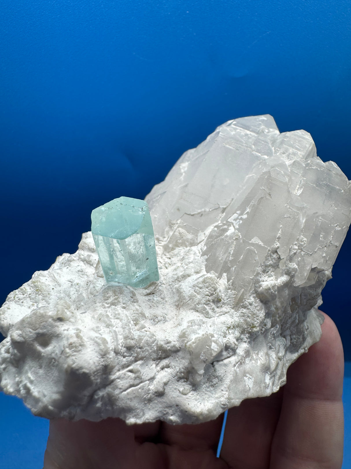 Aquamarine Specimen - 445g