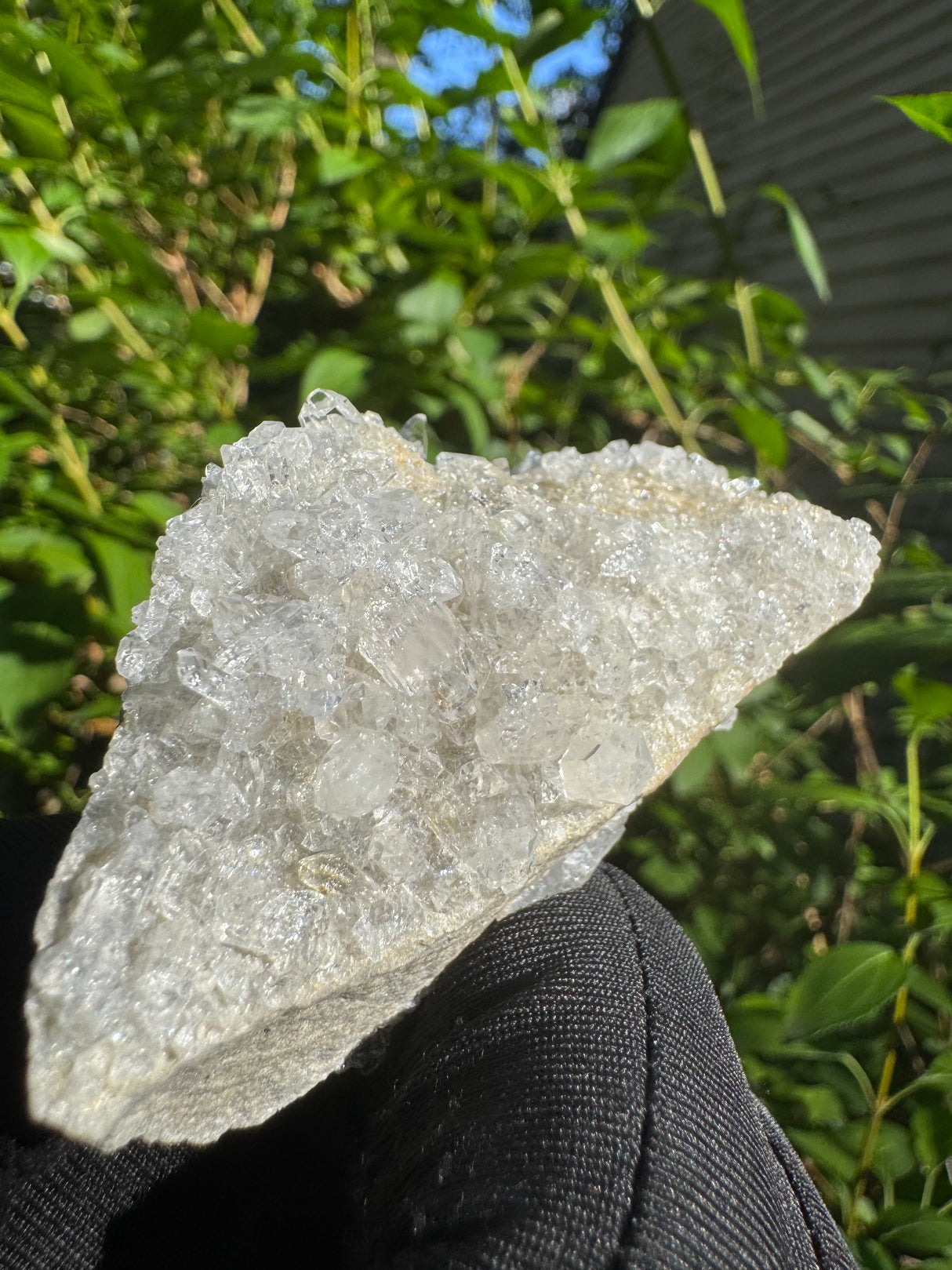 Faden Quartz Specimen - 28g
