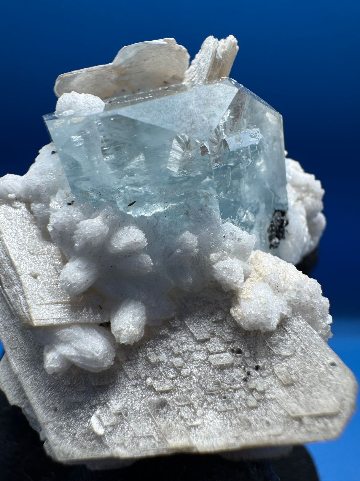 Aquamarine Specimen - 57g