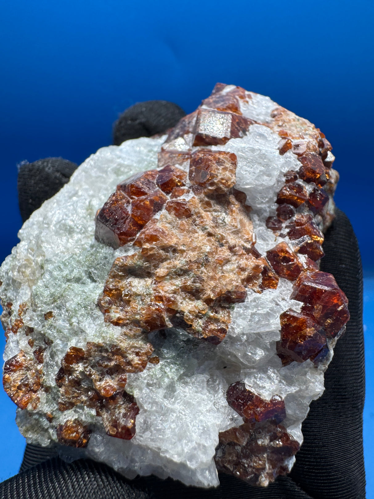 Garnet Specimen – 212g