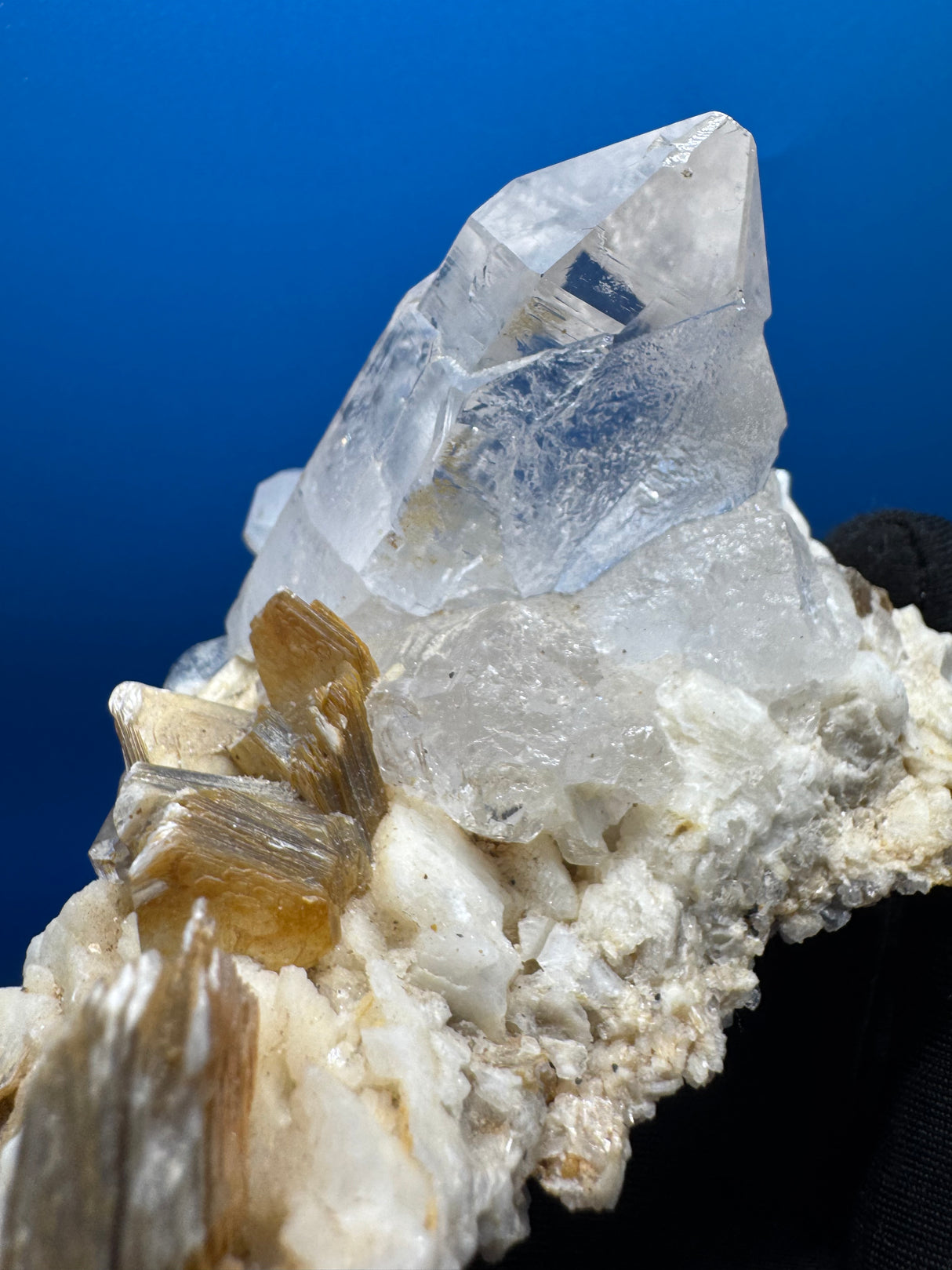 Quartz Specimen - 276g
