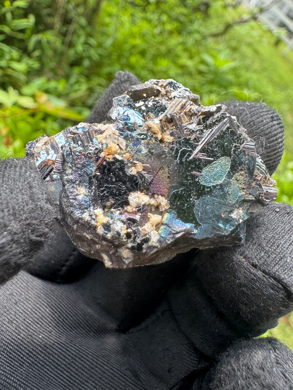 Hematite Crystal Specimen –  20g