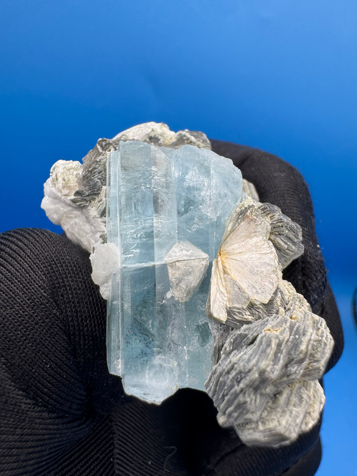 Aquamarine Specimen - 36g