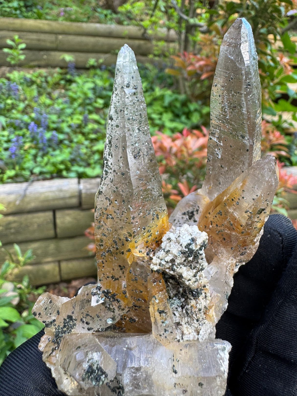 Iron Stained Quartz Specimen - 264g
