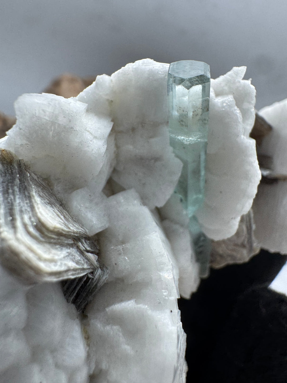Aquamarine Specimen - 101g