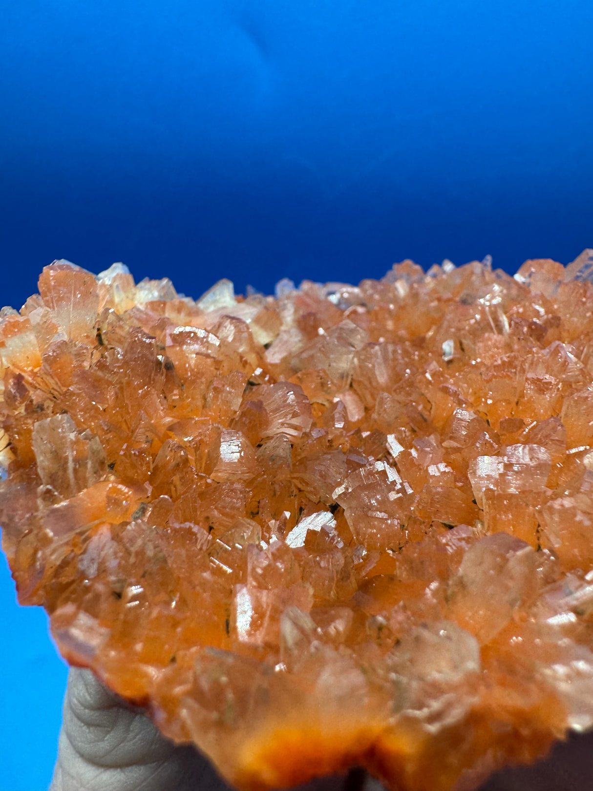 Red Heulandite with Stilbite – 51g