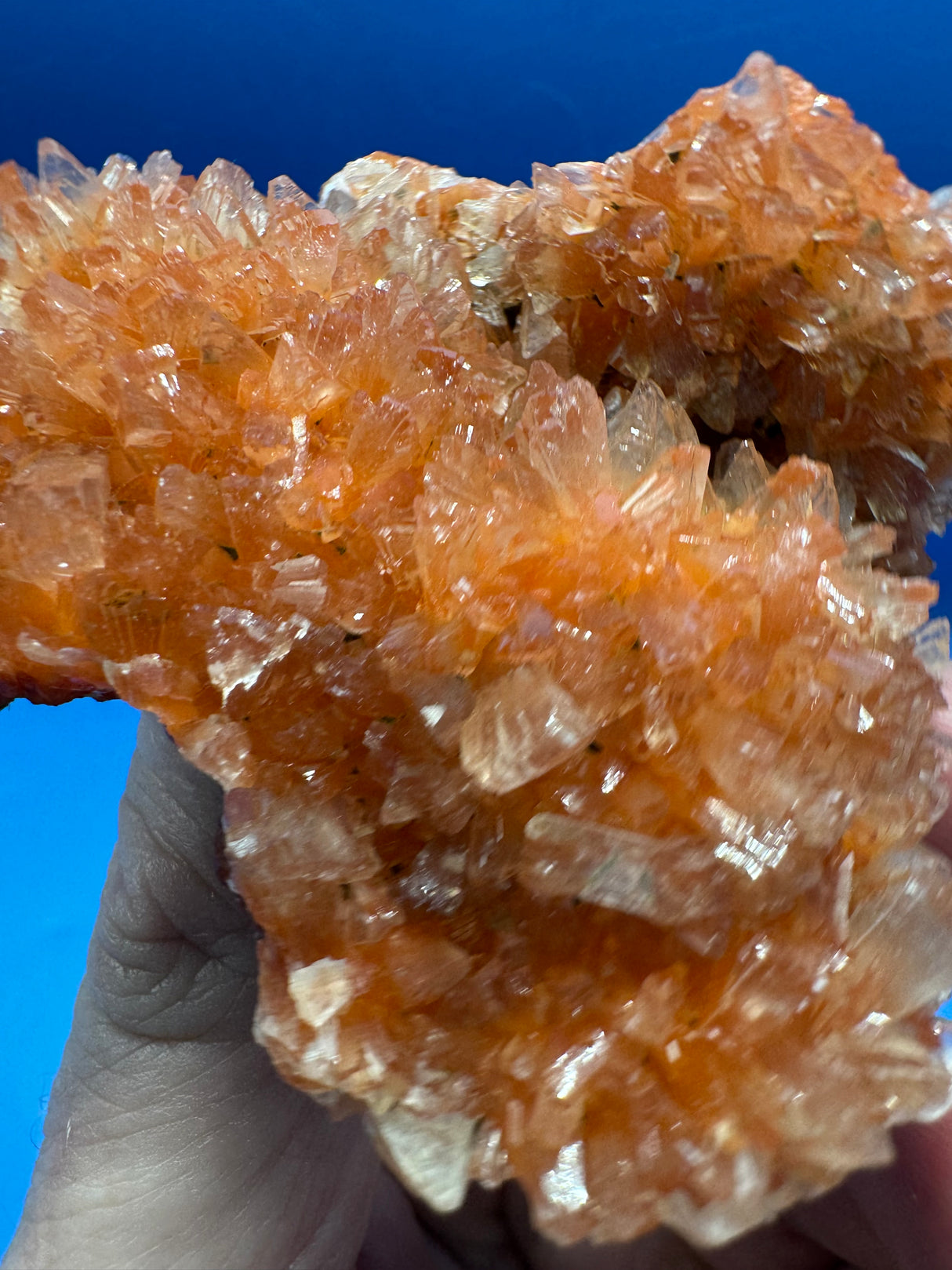 Red Heulandite with Stilbite – 51g