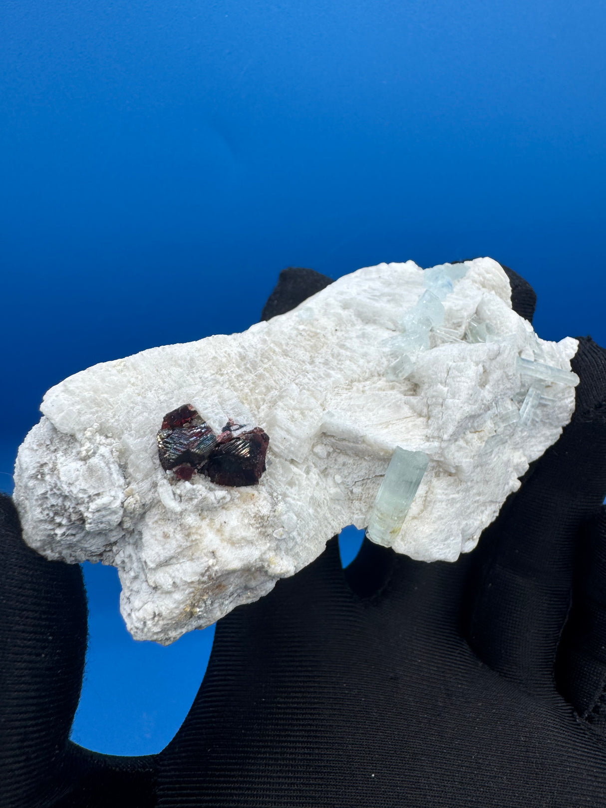 Aquamarine Specimen - 150g