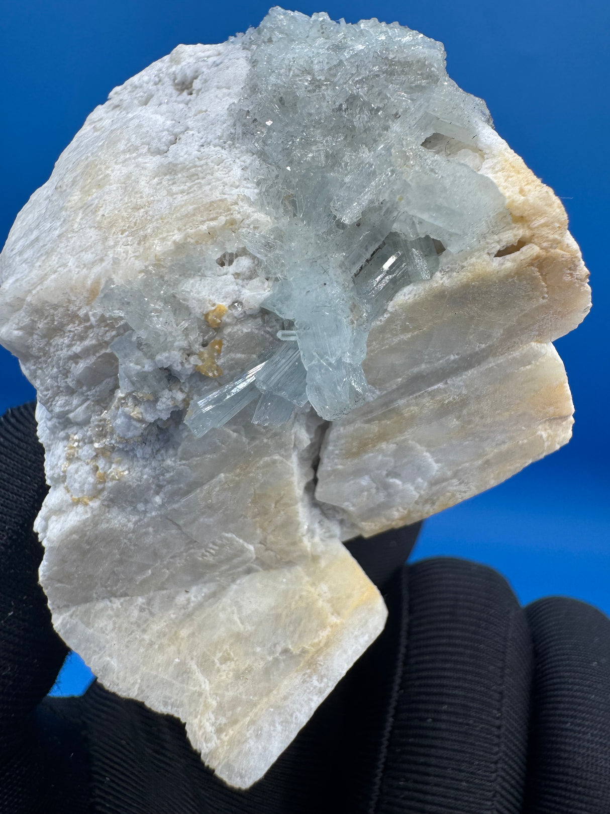 Aquamarine Specimen - 107g