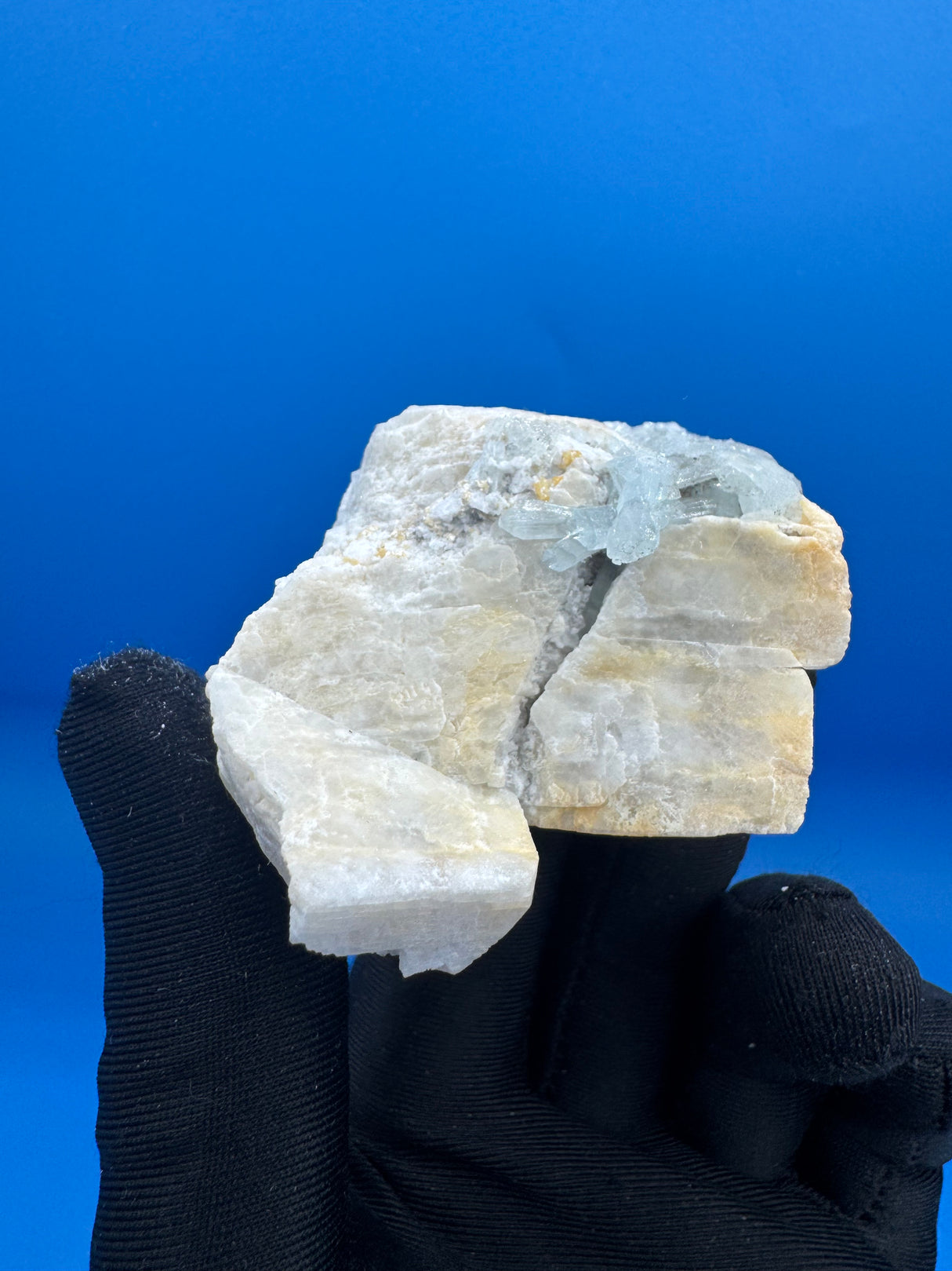 Aquamarine Specimen - 107g