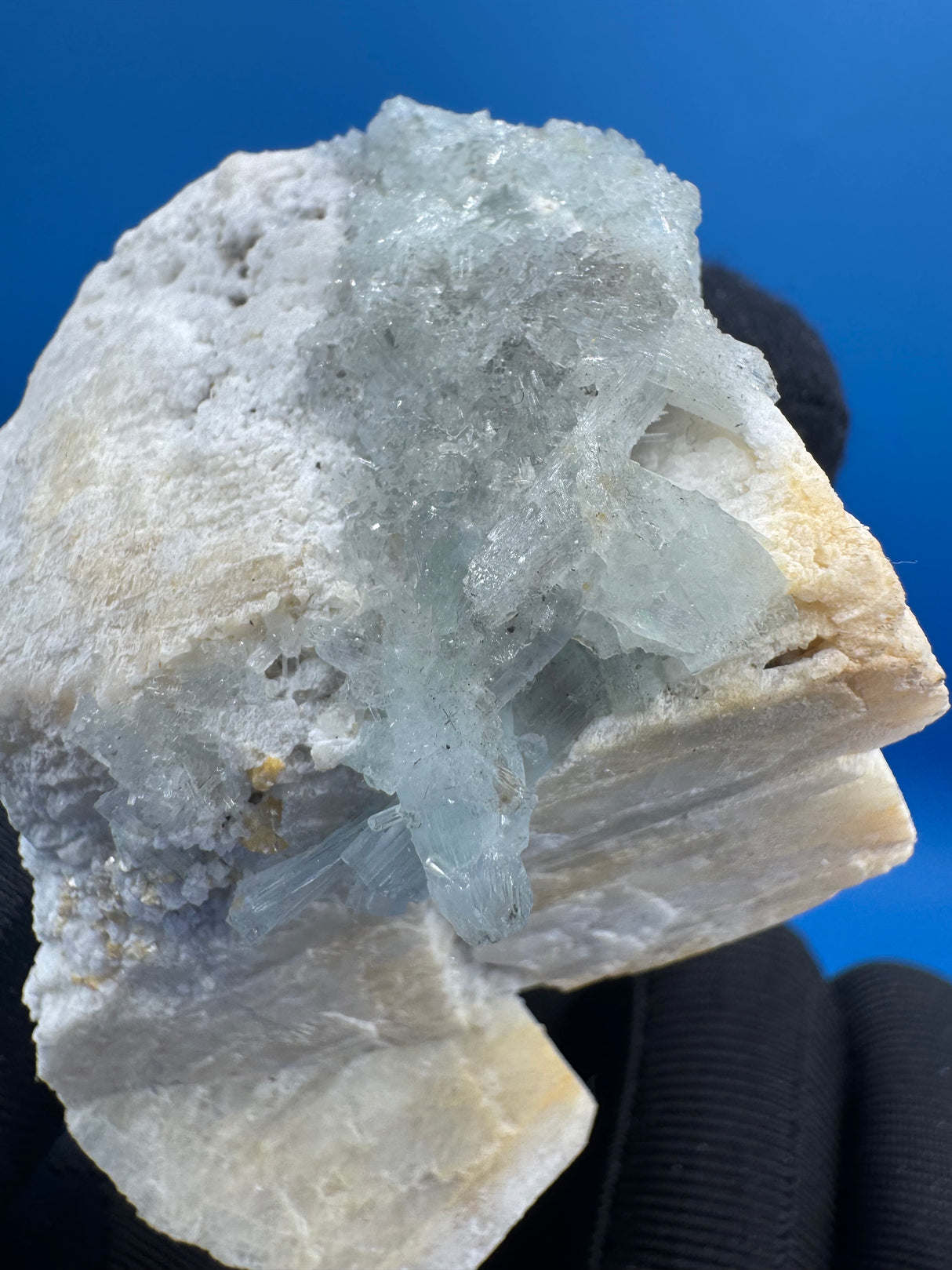 Aquamarine Specimen - 107g