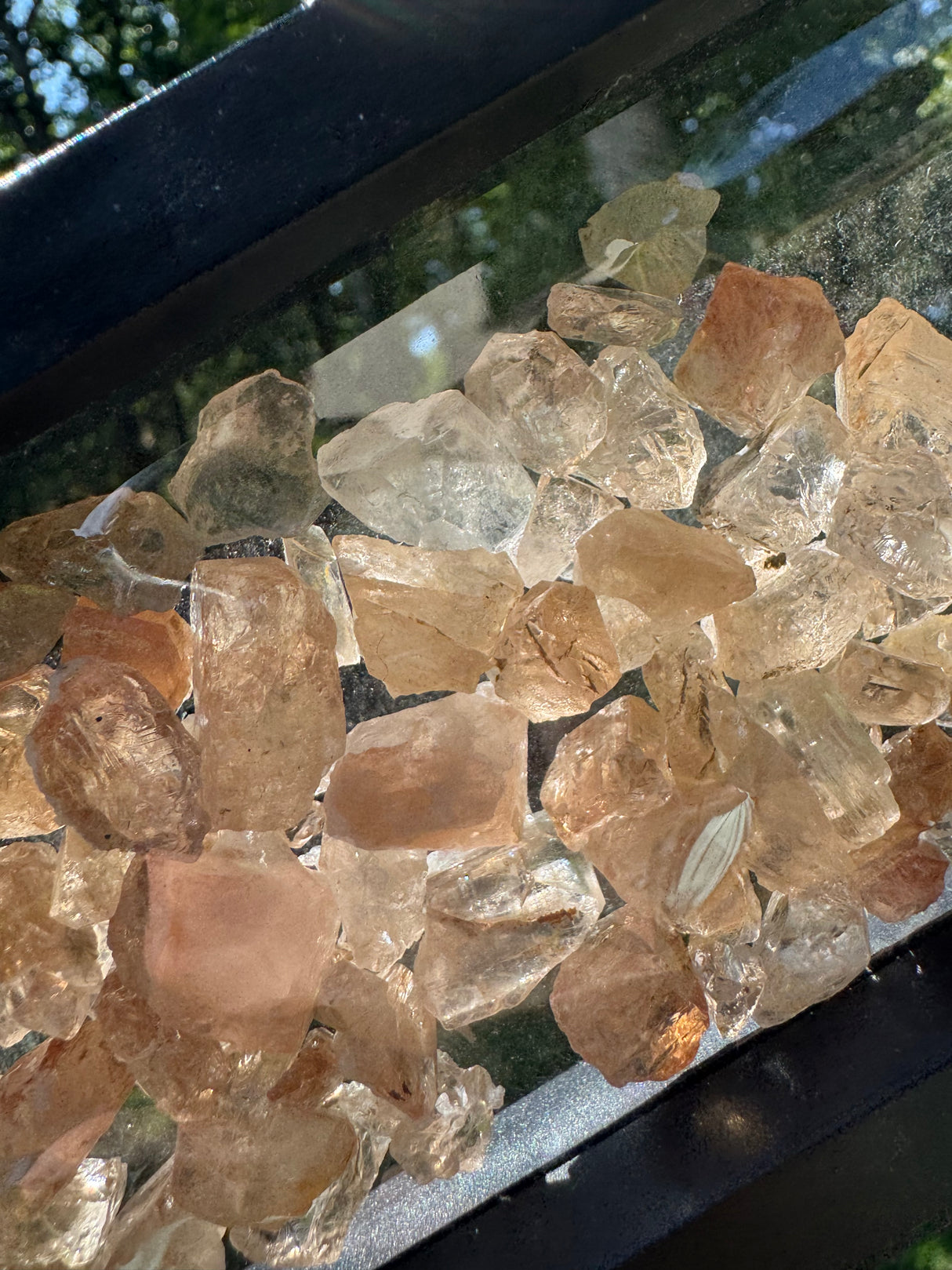Topaz Crystals Lot w/ case - 141g